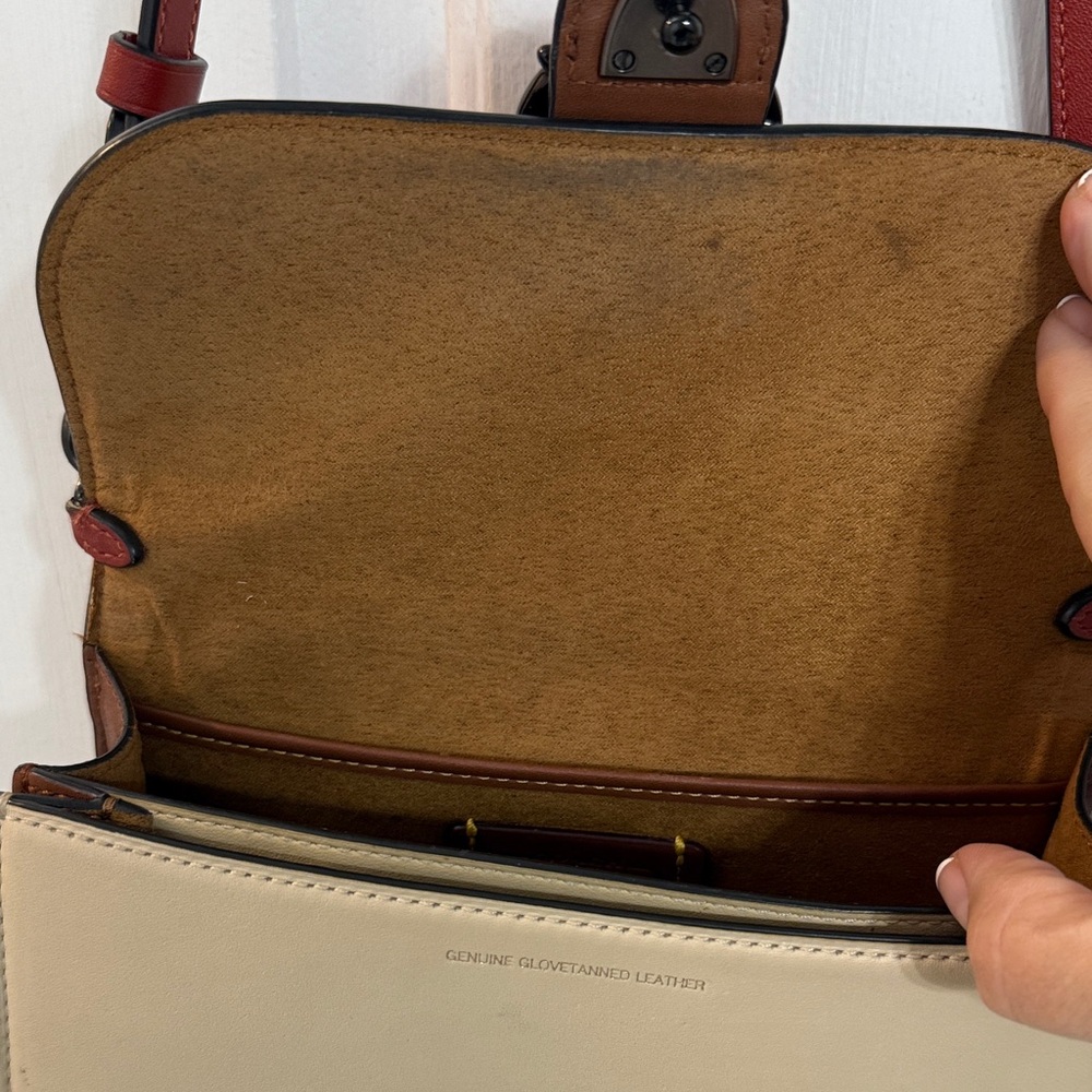 Coach Red and Cream Crossbody Bag - Picture 7 of 12